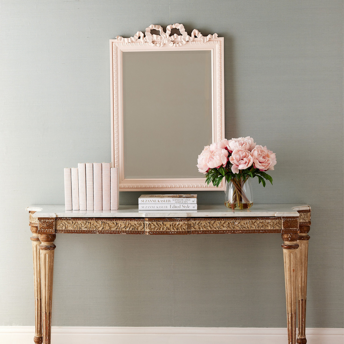 7 French Ornate Mirrors That Add Instant Elegance to Your Home