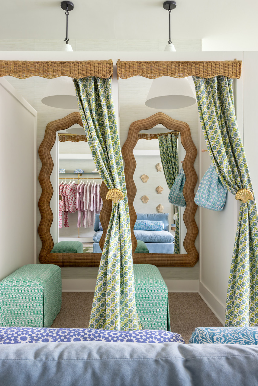 Alaia Floor Mirror