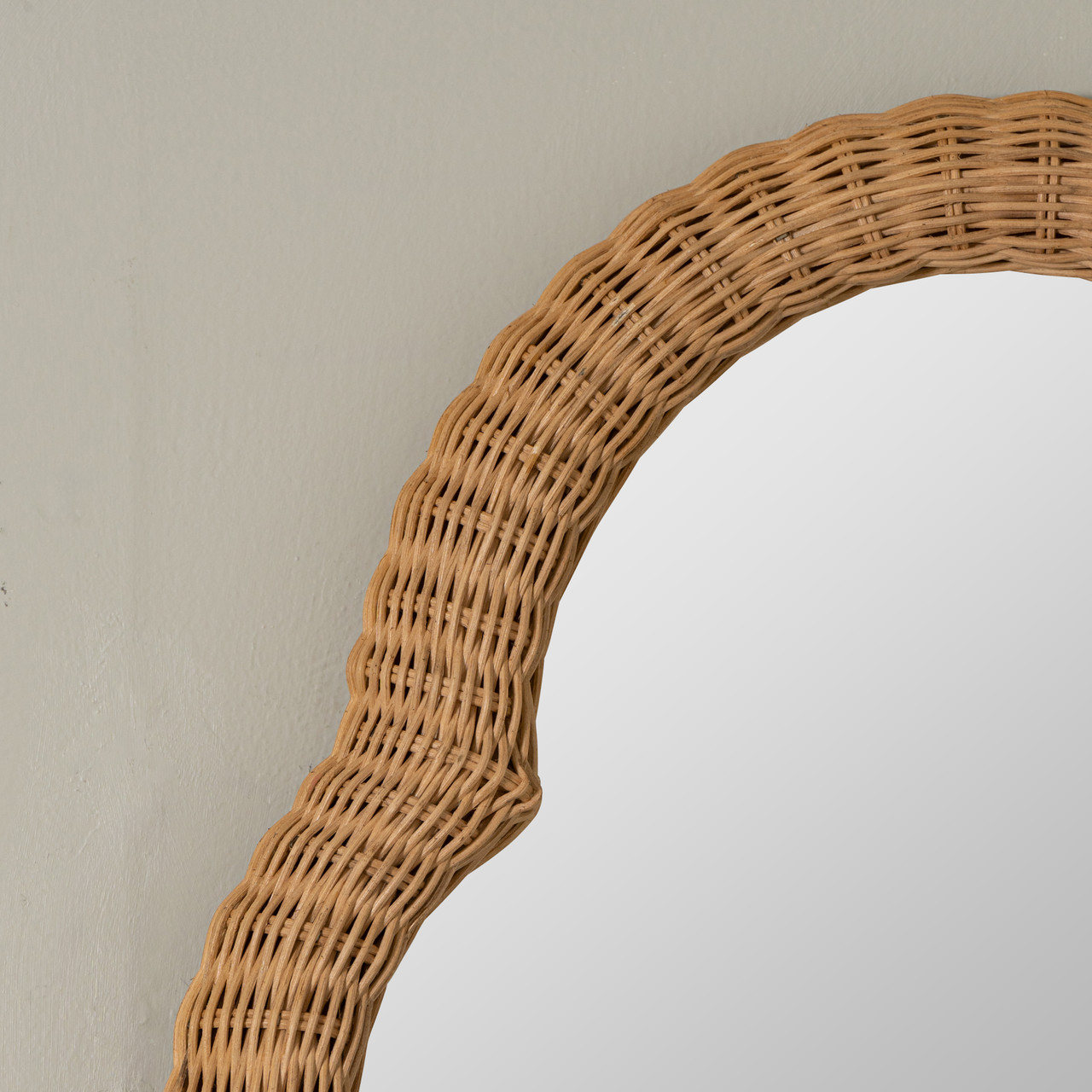Essence Top Wall Mirror